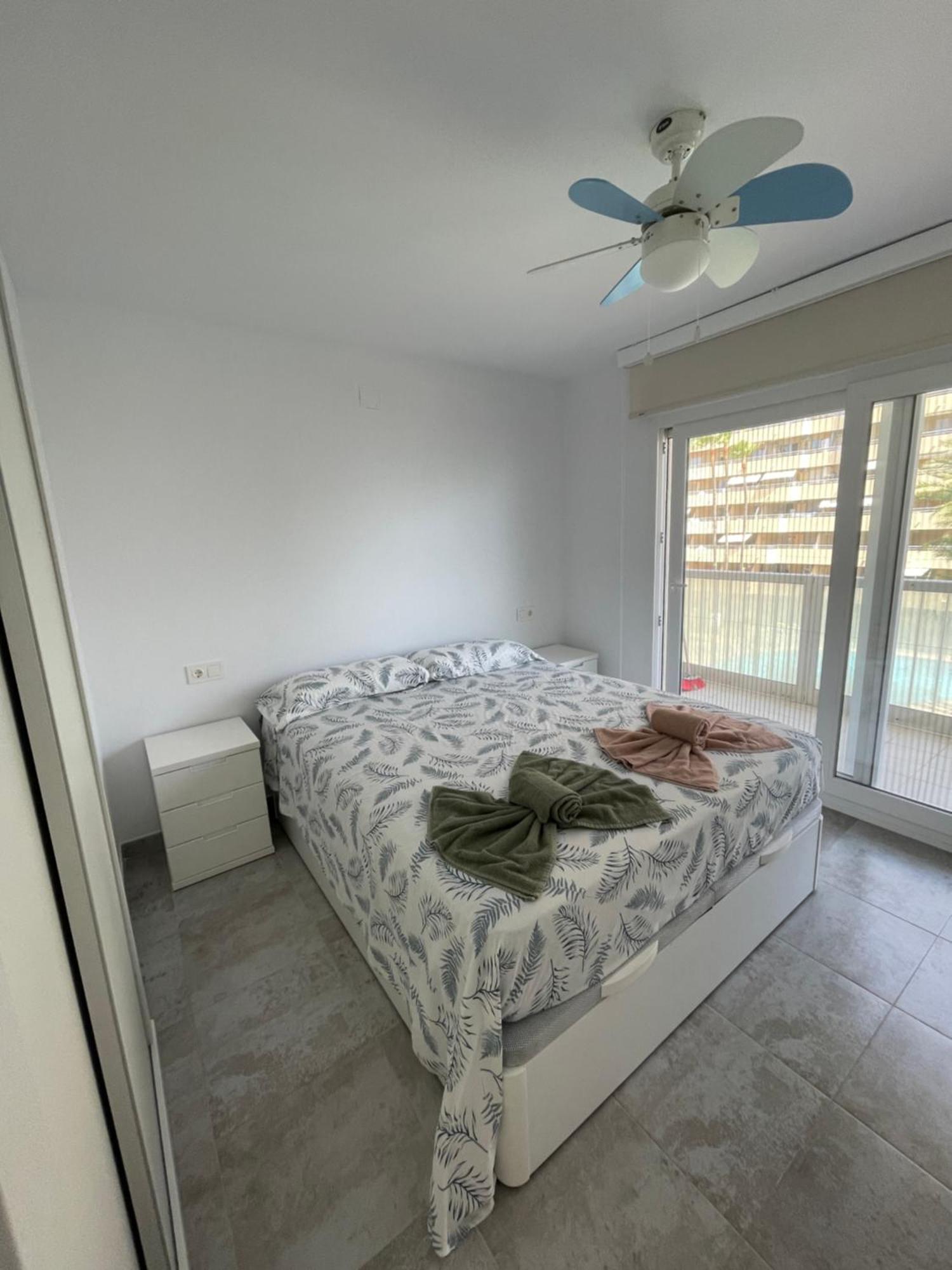 Medi Playa Primera Linea Con Piscina Calpe Phòng bức ảnh